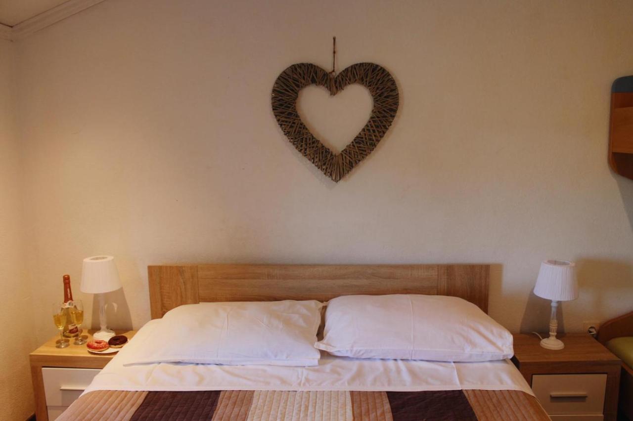 Penhaus Apartman Angelus Drage 파코스탄 외부 사진