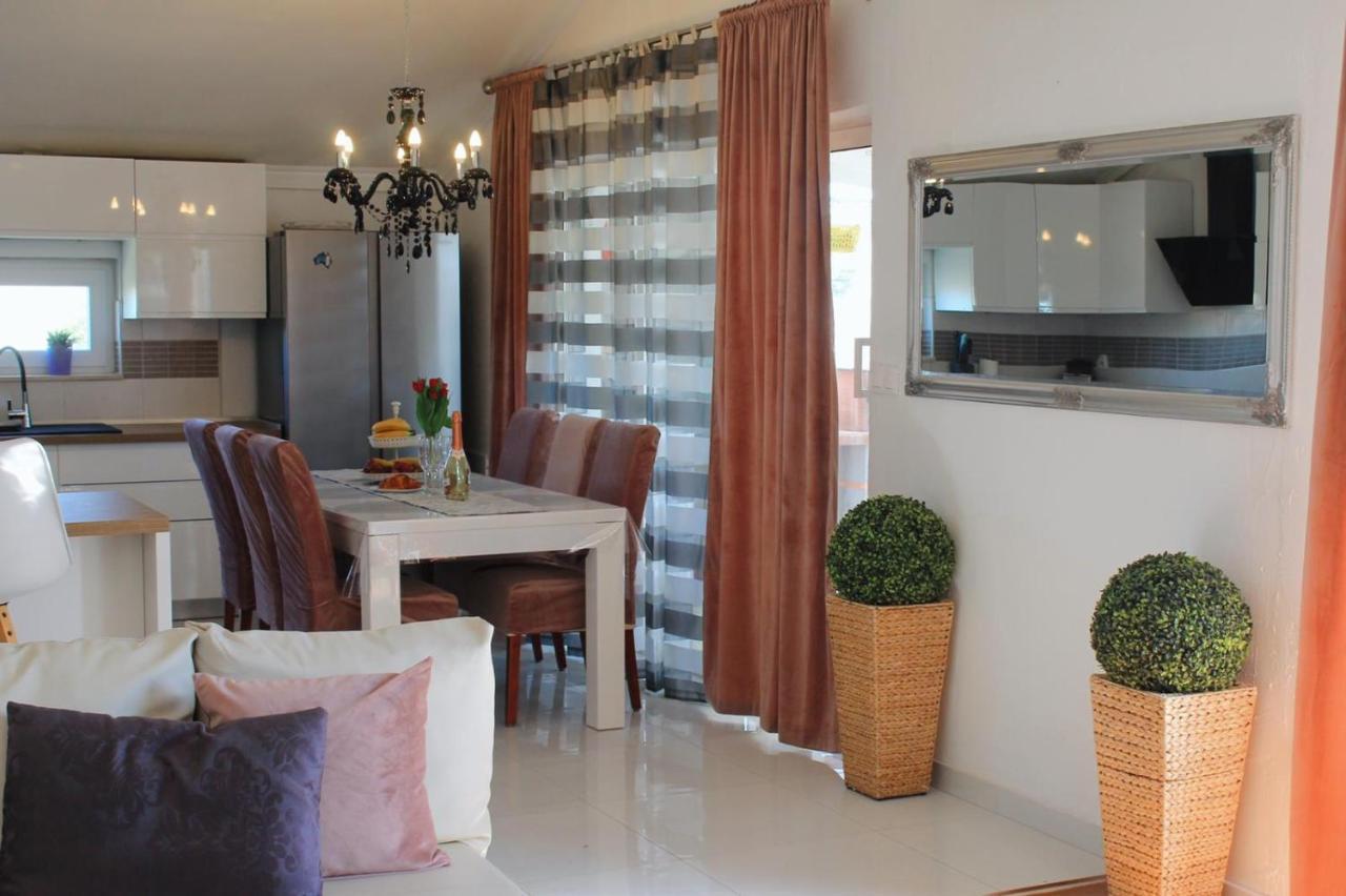 Penhaus Apartman Angelus Drage 파코스탄 외부 사진